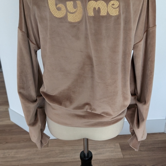 Women's top - Picture 10 of 10